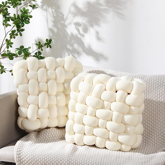 knot Pillow